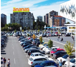 Niš - Reklama na krovu - Bulevar Nemanjića 12 MR